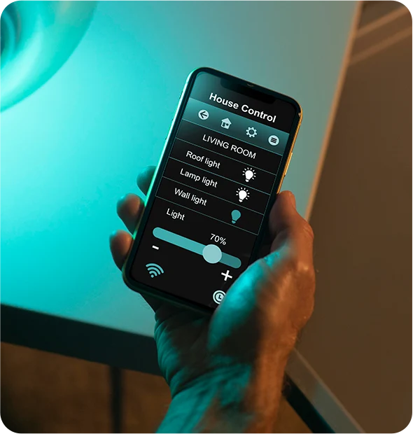Intelligent Energy Consumption Optimizer for Smart Homes